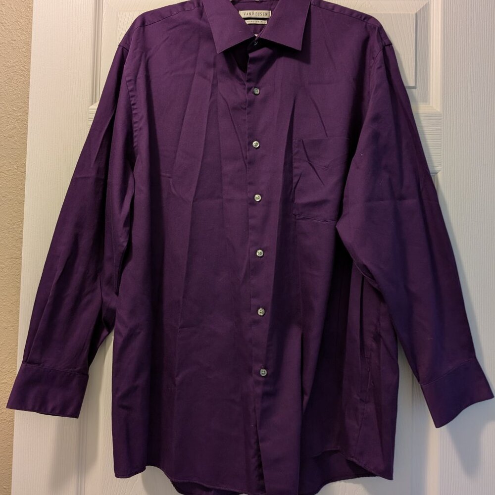 Van Heusen dress shirt XL Neck 17" Regular fit Long Sleeve 32/33 one pocket